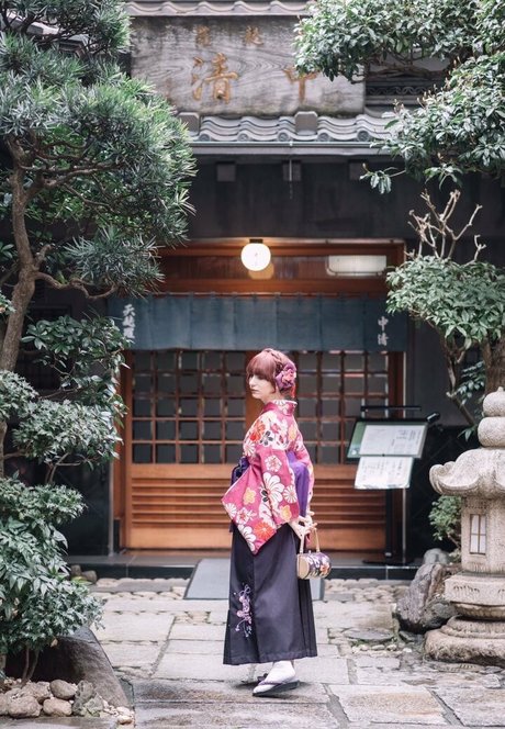 お尻を広げるオンリーファンズ 無料 写真