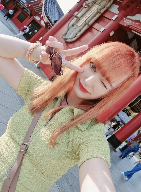 尖ったおっぱいオンリーファンズ アダルト無料 写真