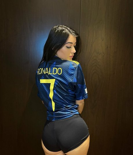 大きなプッシー唇オンリーファンズ アダルト 画像