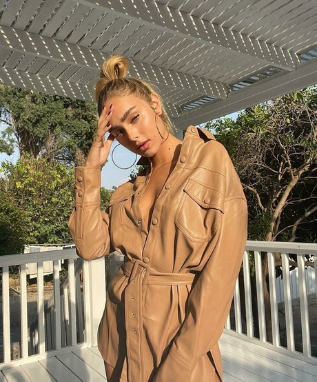 ベラルーシのファンのみ ホットセクシー 写真