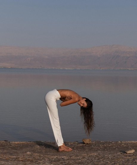 Yeela Frumkin 完璧なスター 画像