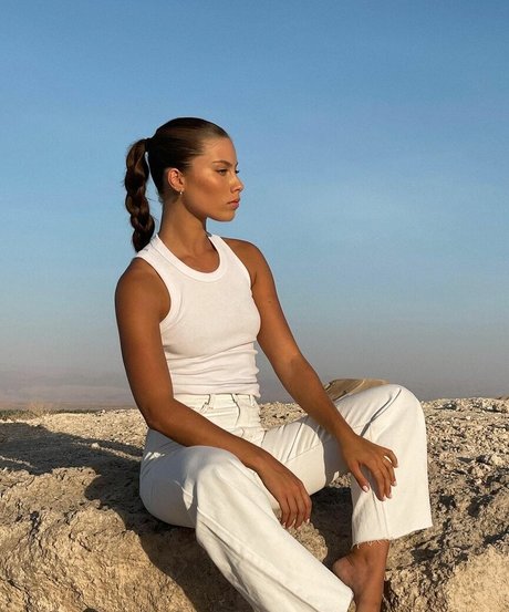 Yeela Frumkin HDポルノスター ギャラリー