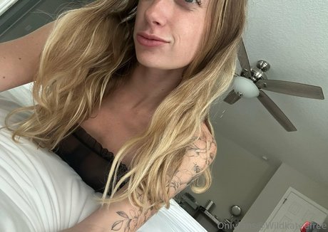 wildkateefree アート女優 写真