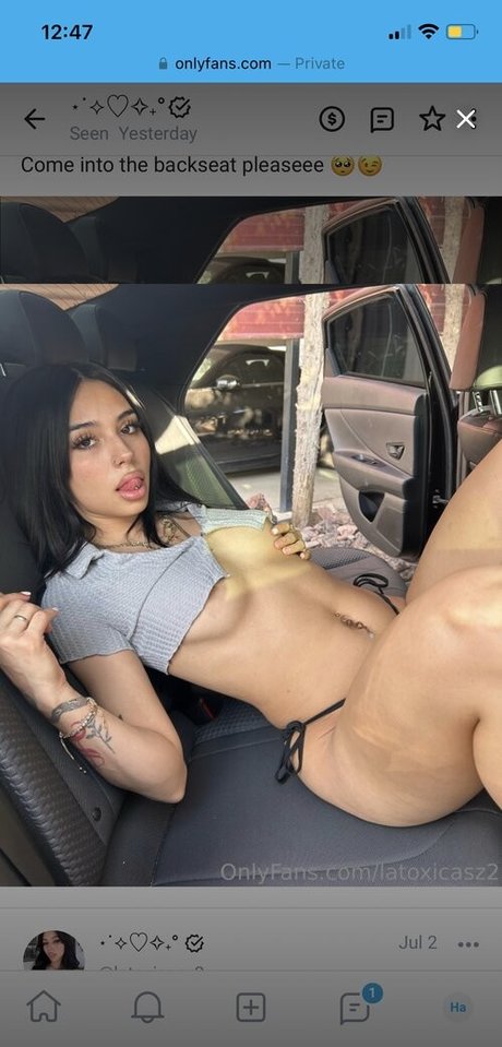 セクシーな赤毛のオンリーファンズ アート裸 ギャラリー