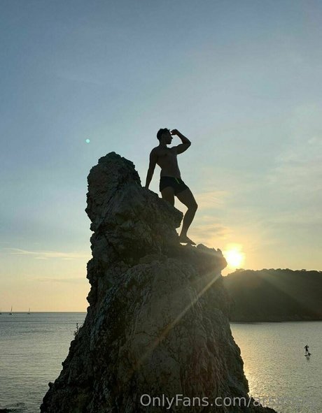 教室オンリーファン ホットセクシー 写真