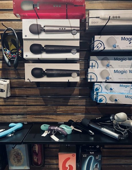 missvaleriexxx アート女優 ギャラリー