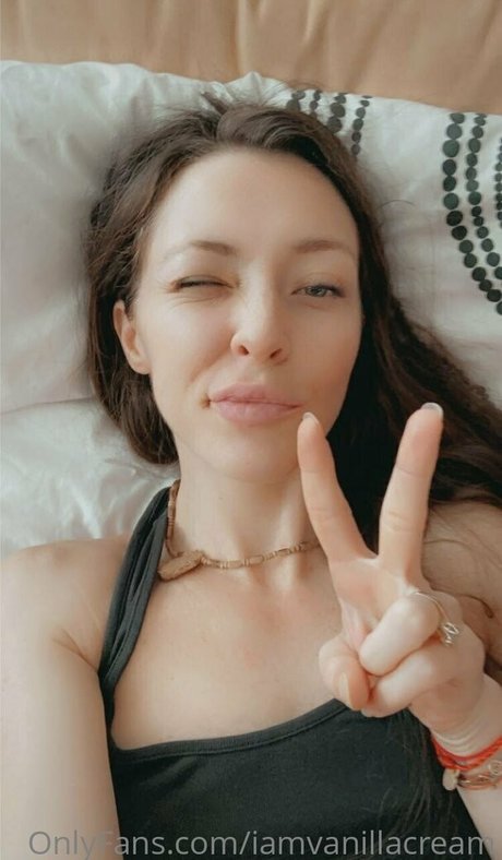 iamvanillacream エロティック女優 写真