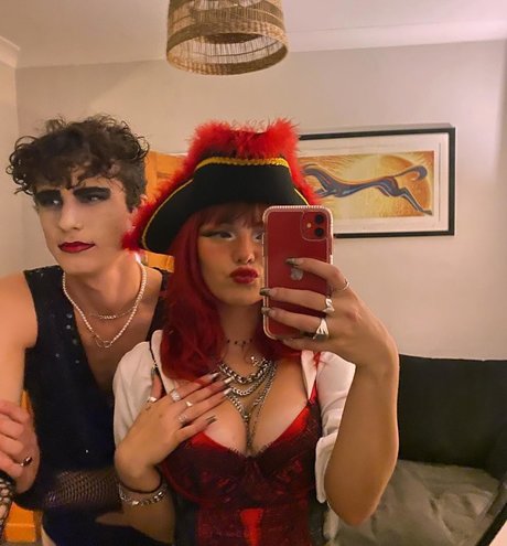 Ramona Marquez ポルノモデル 写真