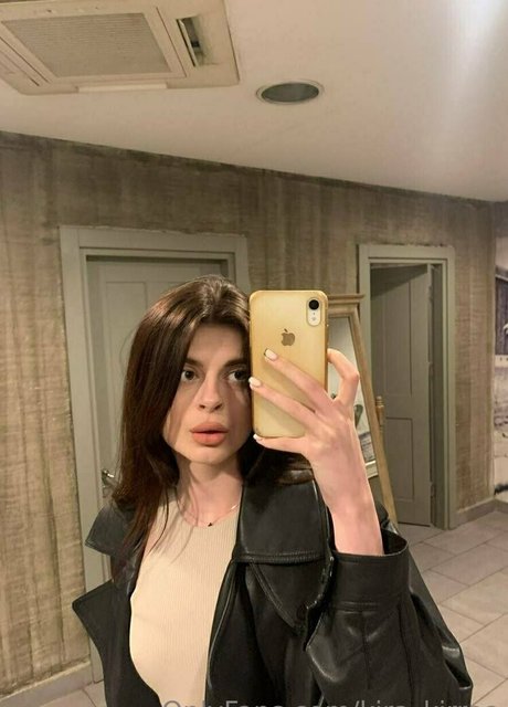 kira kirraa 完璧なスター 写真