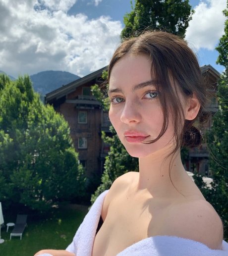 Meadow Walker セックス女優 ギャラリー