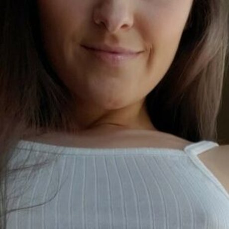 EmmaPaisley 無料のポルノスター 写真