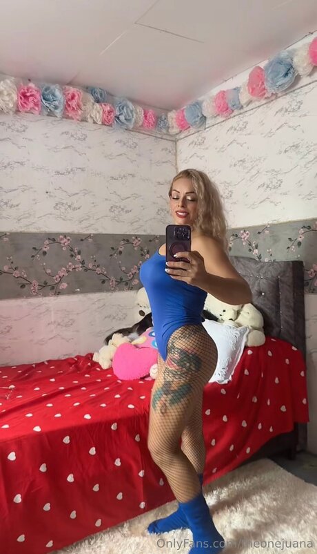 theonejuana ホットスター アーカイブ