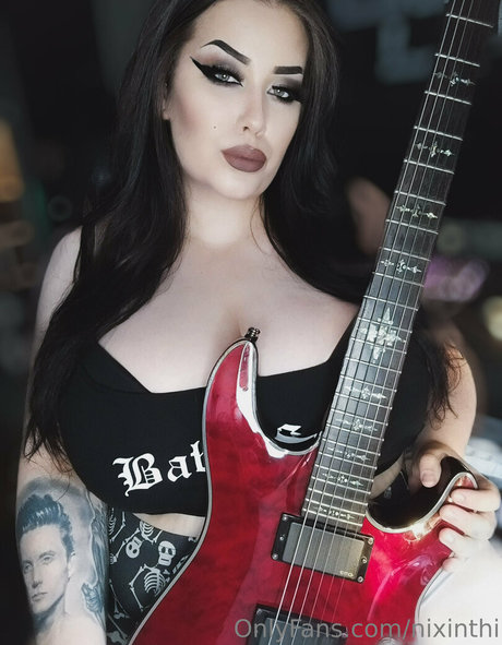 nixinthi 素敵なポルノスター 写真