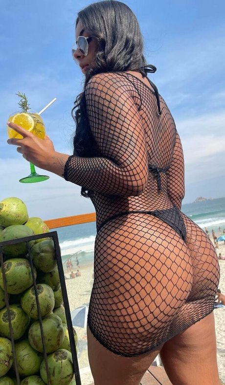 Evelyn Souza ポルノ女優 画像