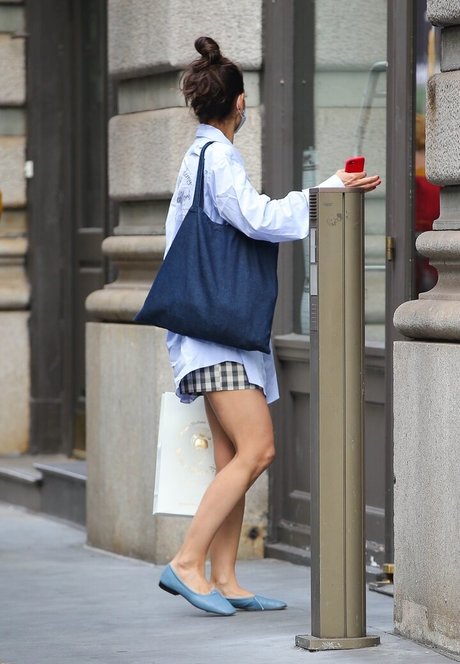 Katie Holmes エロティック女優 ギャラリー