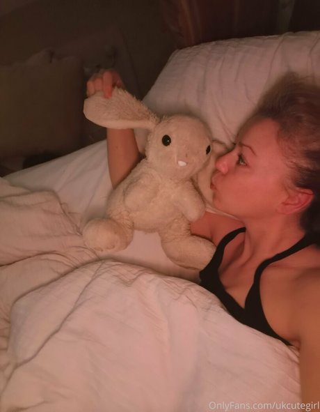 ukcutegirl ポルノスター パーフェクト 画像