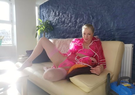 獣医オンリーファンズ エロチック 写真