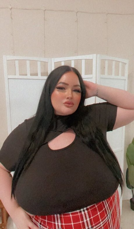 フィットネスコーチオンリーファンズ ホット裸 画像