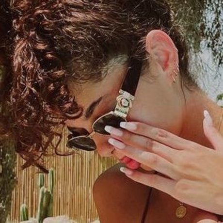 Liya Noga ポルノスター アート 画像