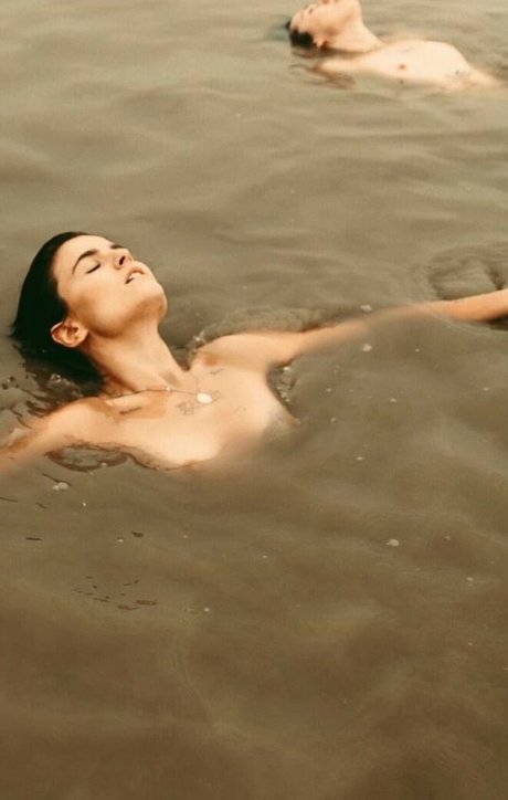 Lauryane Dion ホット女優 画像