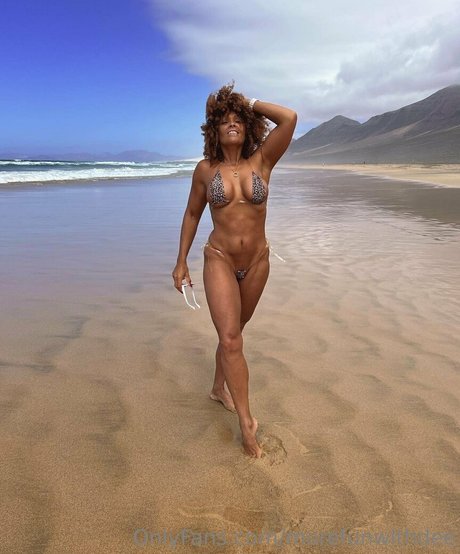 クロスフィットオンリーファンズ 美しい裸 画像