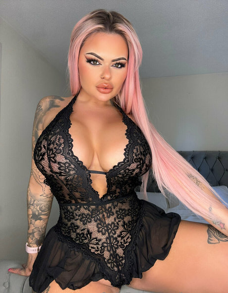 lexessex ポルノスター ヌード 写真