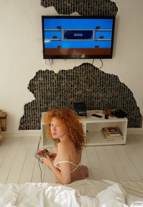 年配の熟女オンリーファンズ セクシーヌード 画像