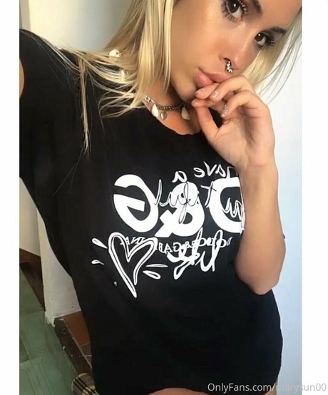 marysun00 ポルノモデル 写真