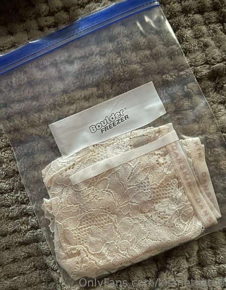 kismetkatee アダルトモデル 写真