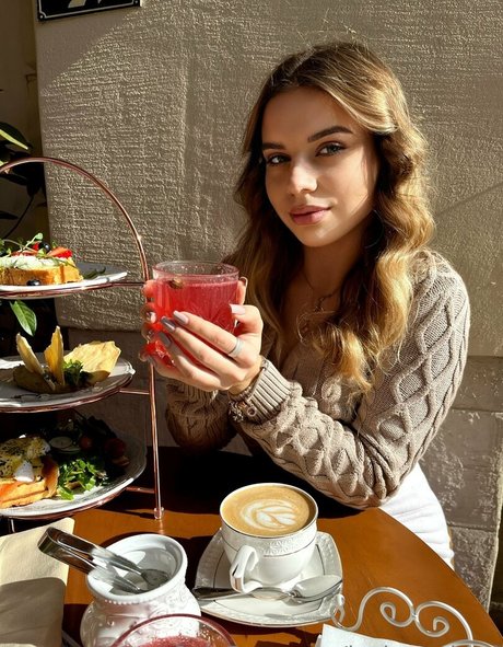 lucky ashley 完璧なモデル 写真