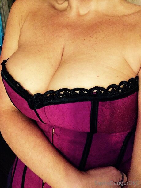 Sasha Danger OKC エロティック女優 ギャラリー