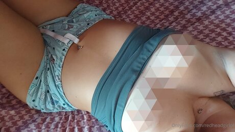 Red Head Girl_ 無料モデル ギャラリー