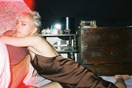 Lucia Fates LOO SHUH_ ポルノモデル 写真