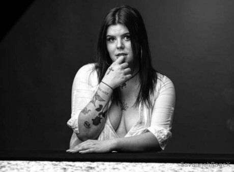 Savannah Rage Free page_ 裸モデル 写真