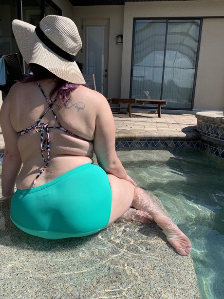 _Aloy Dawn_ 無料のポルノスター 写真