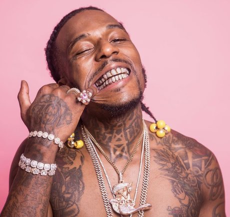 Sauce Walka ホットなスター 写真