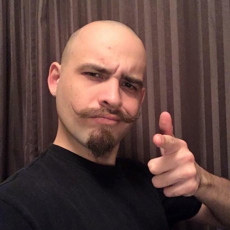 オタクプリンセスオンリーファンズ ホット裸 写真