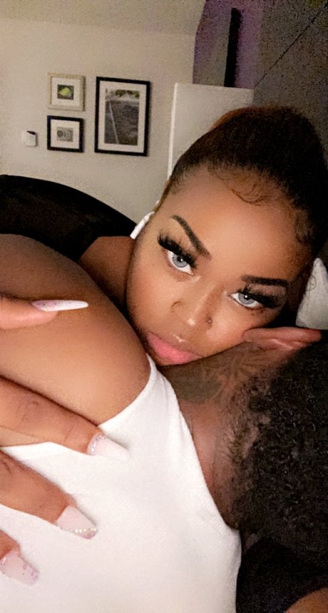 コスプレオナニーオンリーファンズ セクシーヌード ギャラリー