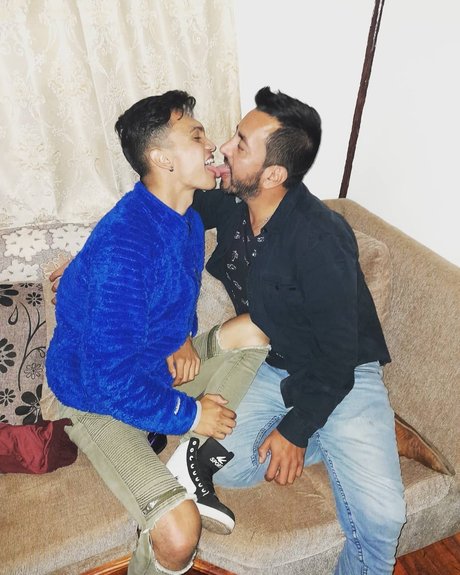 Yorcriss ポルノスター ヌード ギャラリー