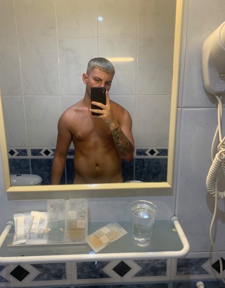 Reg_ ホットなポルノスター 画像