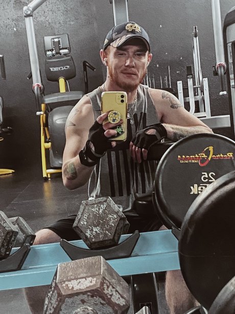 Thee Grosest アダルトモデル 画像