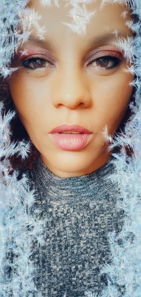 LovOrora 完璧なスター アーカイブ