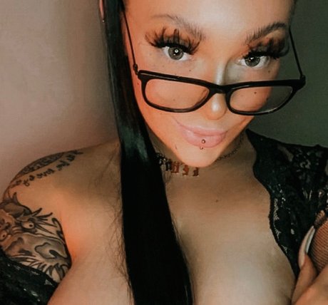 TAT BRAT ポルノスター ホット 写真