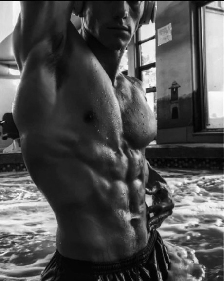 Itallionstallion_ 無料モデル ギャラリー