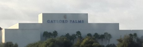 Daniel Satire 完璧なモデル 写真