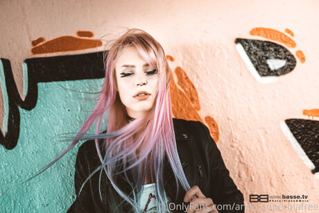 Superbia XXXモデル 写真