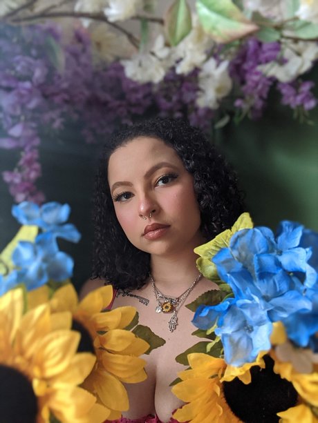 Tye Dye ヌード女優 画像