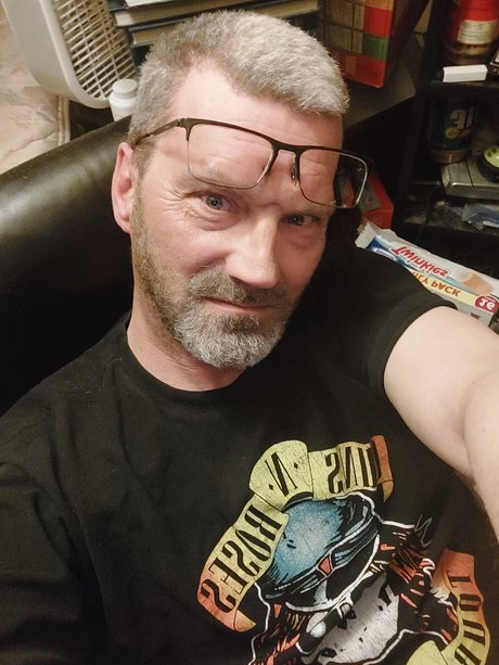 オンリーファンズでオナニーする 無料ヌード アーカイブ