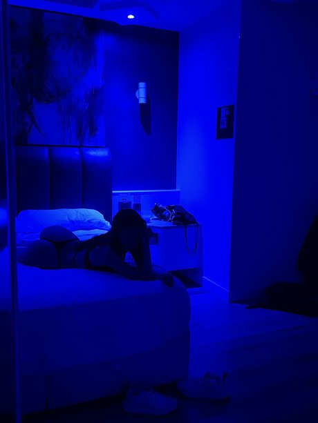 Luc a Castellano 美しい女優 写真