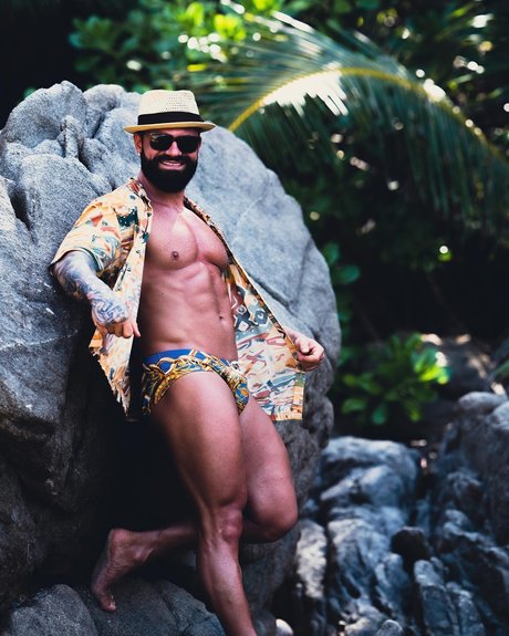 Xtream Leonard スター 裸 写真